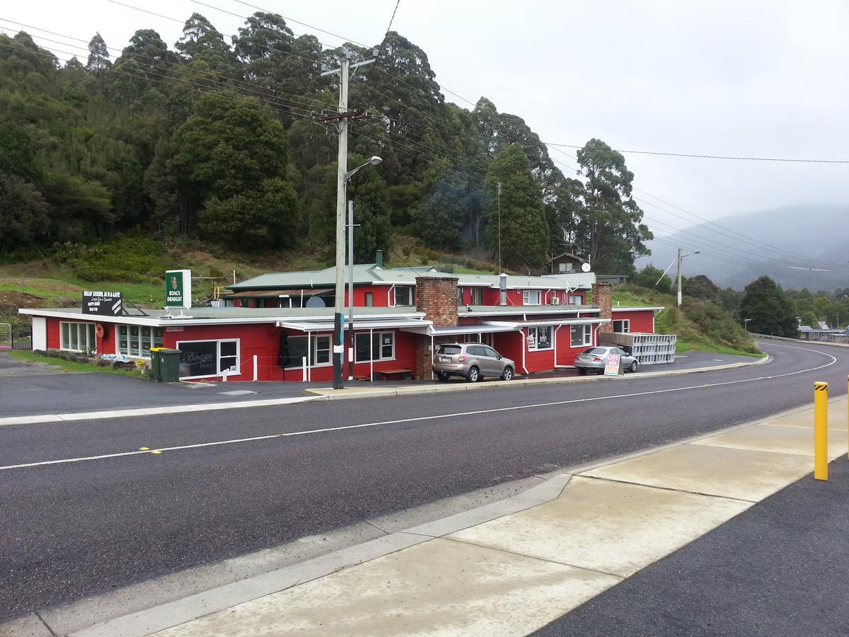 Tullah Tavern Exterior photo